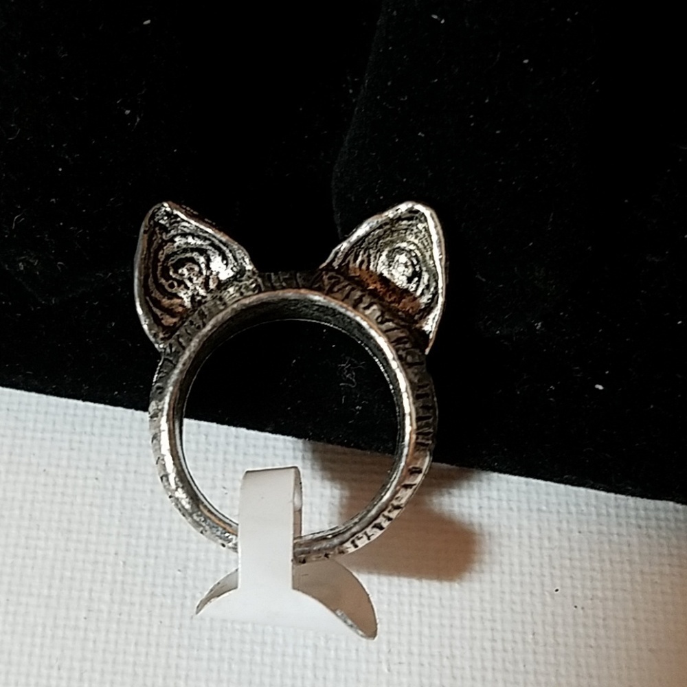 Cat Silver Tone Ring Size 6.5